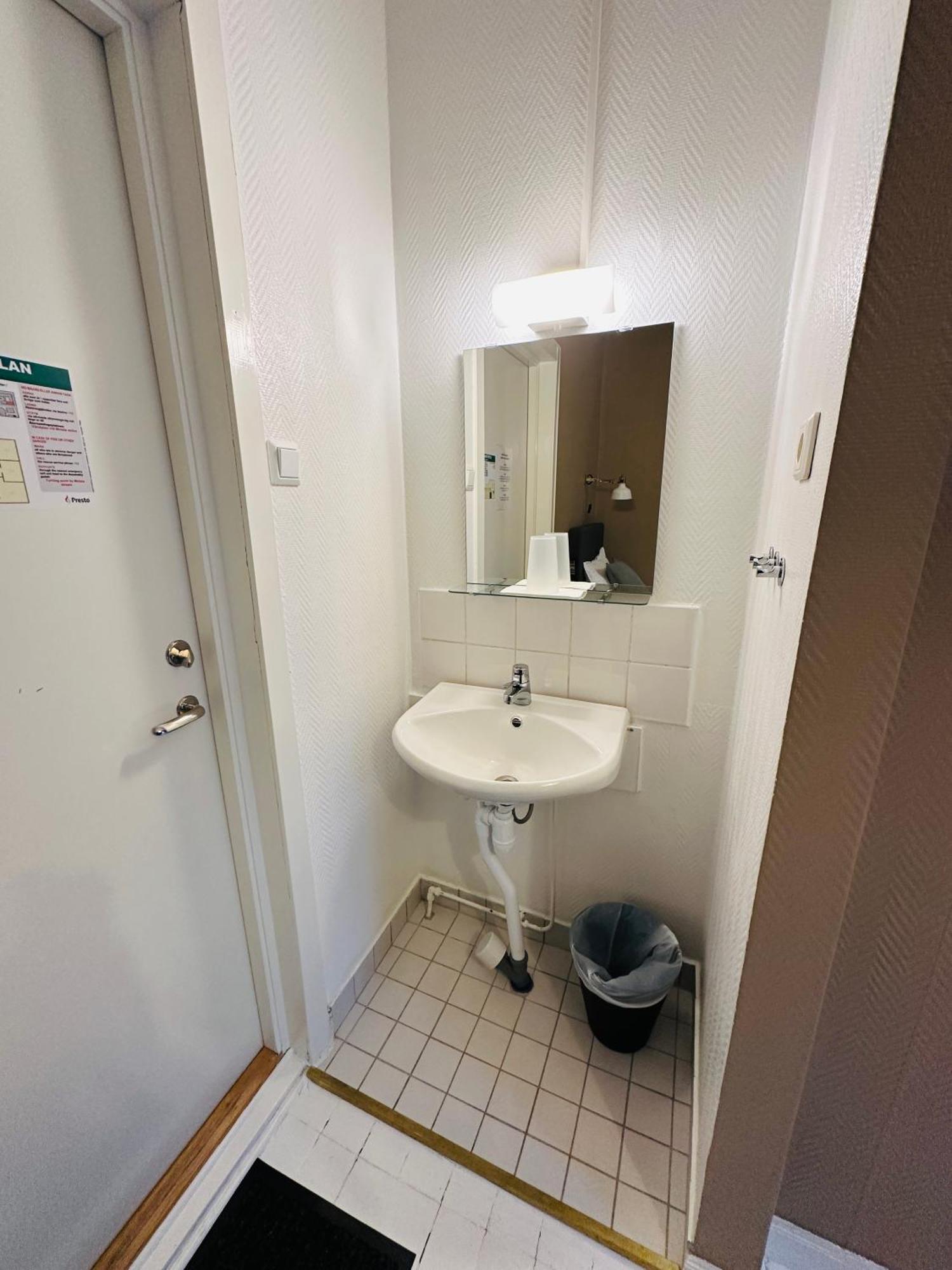 Vattengraendens Vandrarhem & Hotel ノルチェピング 部屋 写真