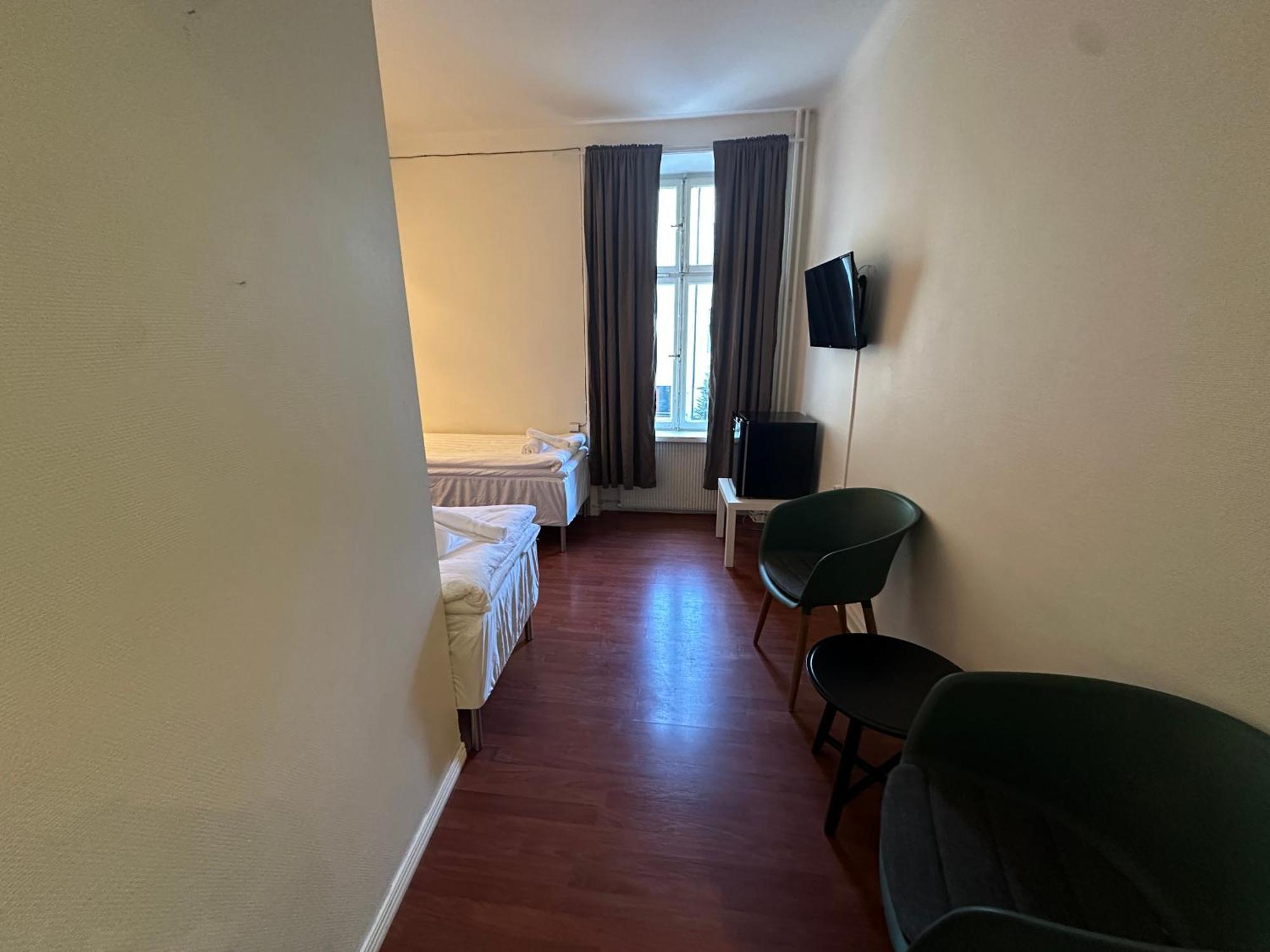 Vattengraendens Vandrarhem & Hotel ノルチェピング エクステリア 写真